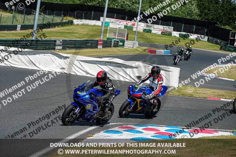 enduro digital images;event digital images;eventdigitalimages;mallory park;mallory park photographs;mallory park trackday;mallory park trackday photographs;no limits trackdays;peter wileman photography;racing digital images;trackday digital images;trackday photos
